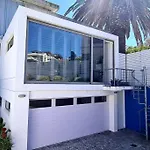 Luxury Living In Camps Bay - Bachelor Studio